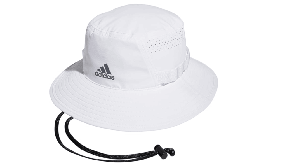 Bucket hats are on the rise: a long-term style